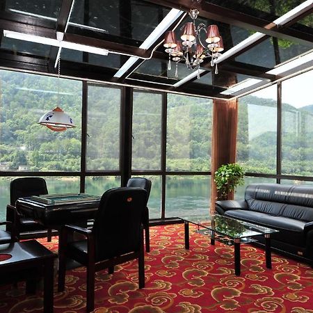 Jiande Yinyuan Hotel Tangcun Экстерьер фото